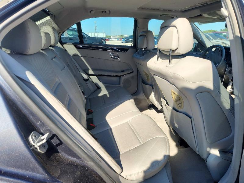 2010 Mercedes-benz E მანქანა იყიდება აუქციონზე, vin: WDDHF7HB7AA121576, აუქციონის ნომერი: 72630576