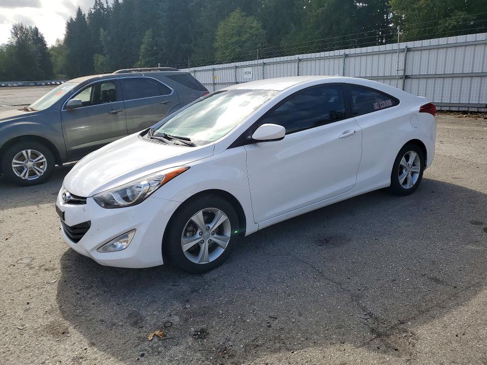 2013 Hyundai Elantra Coupe მანქანა იყიდება აუქციონზე, vin: KMHDH6AE0DU008827, აუქციონის ნომერი: 71679586
