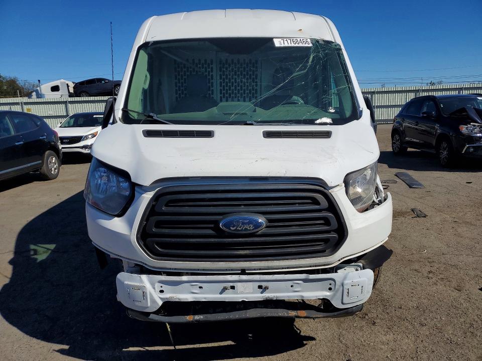 71768466 :رقم المزاد ، 1FTYE2CM9KKB22037 vin ، 2019 Ford Transit مزاد بيع