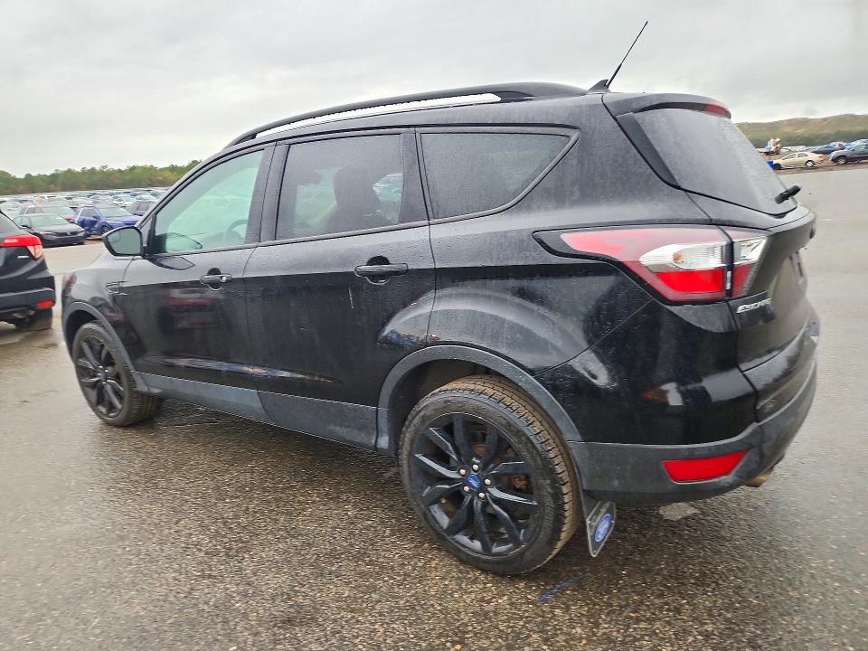 Продажа на аукционе авто 2018 Ford Escape, vin: 1FMCU9GD2JUD25141, номер лота: 72256776