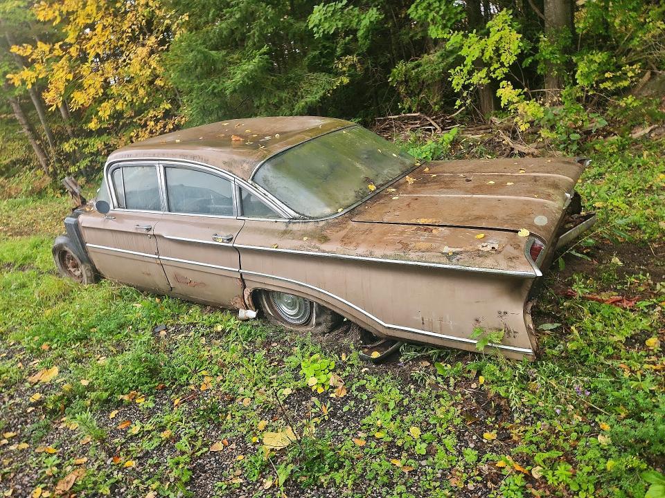 1960 Oldsmobile Super 88 მანქანა იყიდება აუქციონზე, vin: 0351908647, აუქციონის ნომერი: 69737826