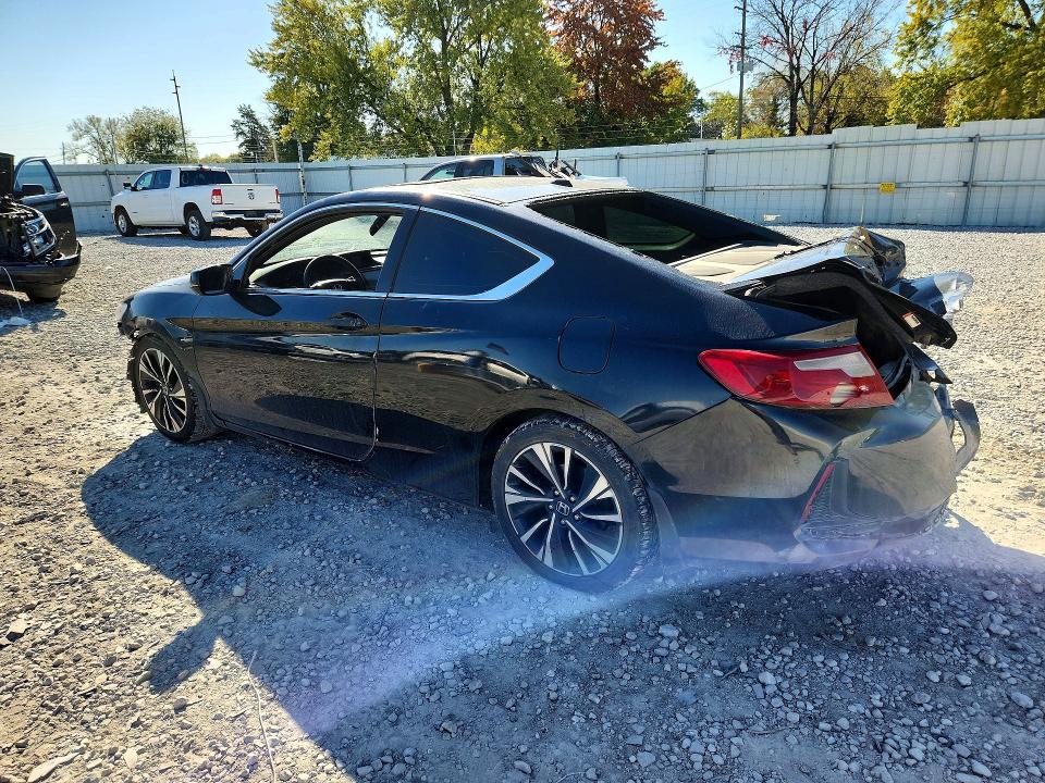 71569886 :رقم المزاد ، 1HGCT1B72HA000836 vin ، 2017 Honda Accord مزاد بيع
