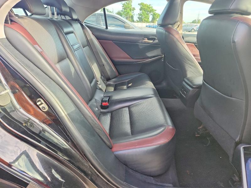 71589206 :رقم المزاد ، JTHBA1D2XJ5063262 vin ، 2018 Lexus Is مزاد بيع