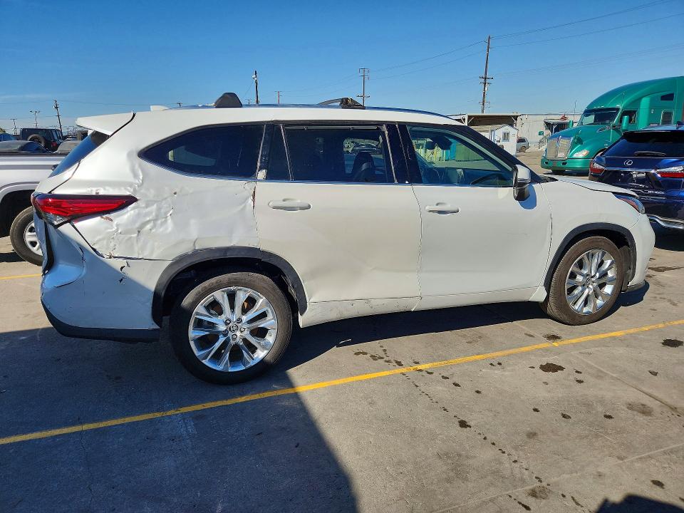 Aukcja sprzedaży 2022 Toyota Highlander, vin: 5TDDZRBH0NS214439, numer aukcji: 71635466