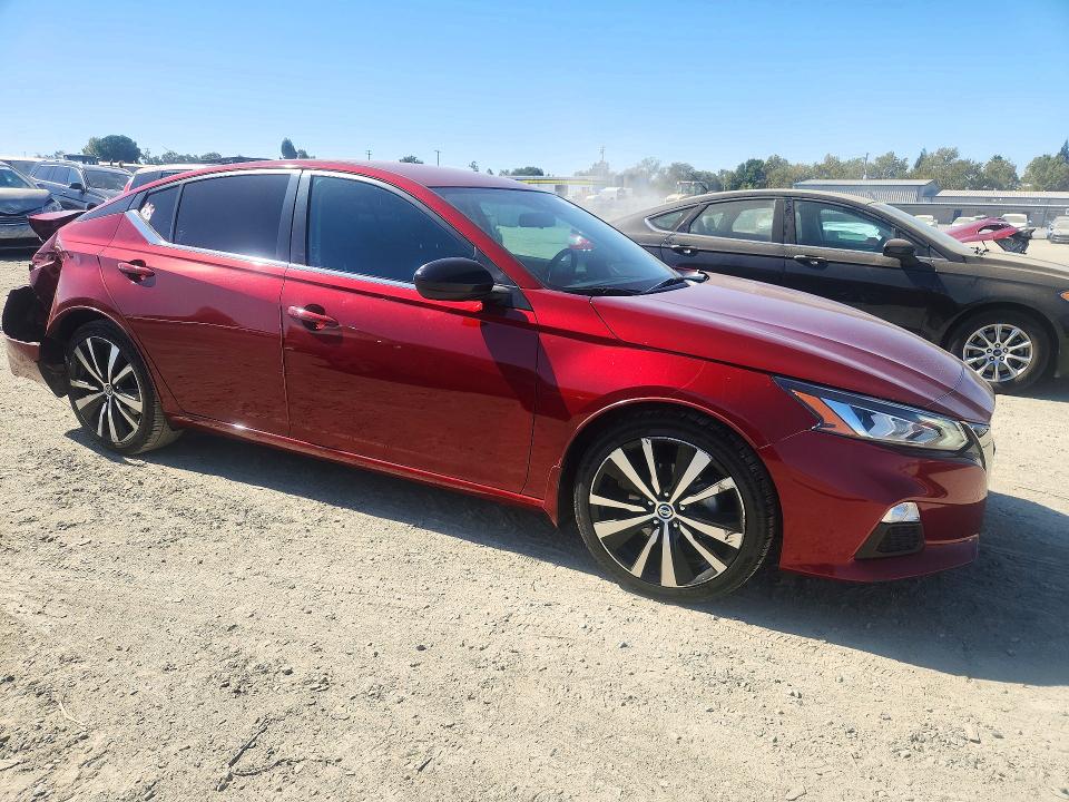 Продажа на аукционе авто 2022 Nissan Altima, vin: 1N4BL4CV3NN420396, номер лота: 72145066