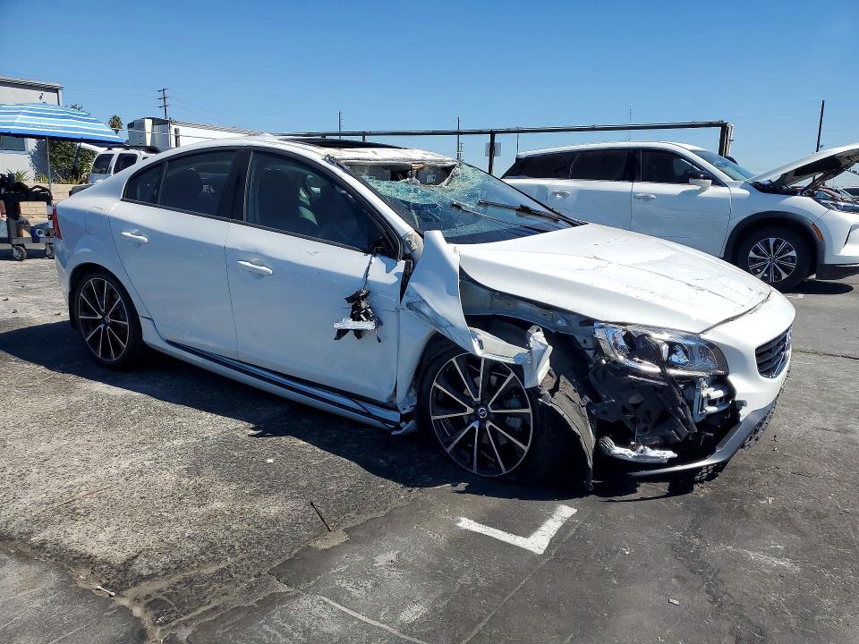 Продаж на аукціоні авто 2017 Volvo S60, vin: YV126MFL9H2439255, номер лоту: 70929876