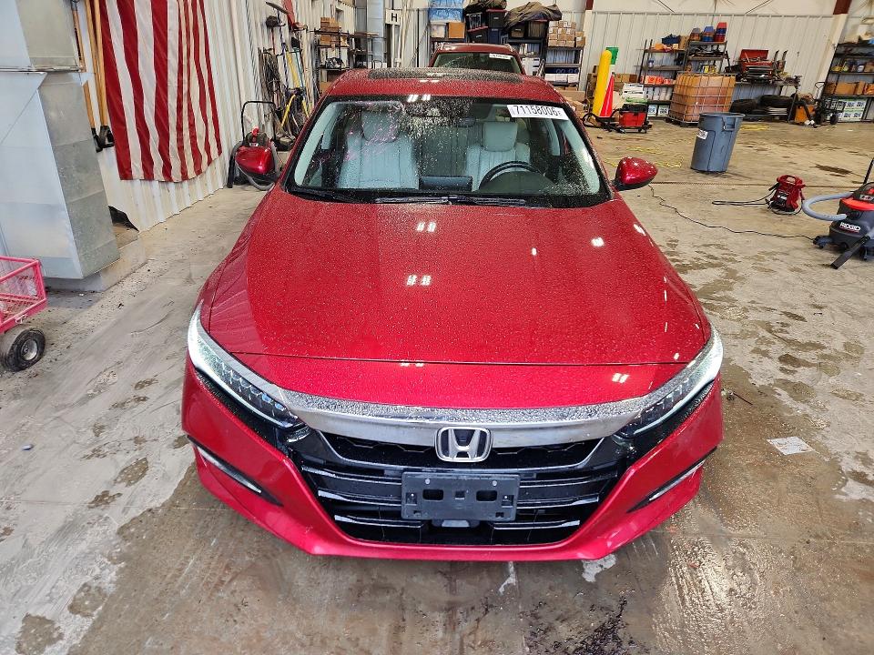 Продажа на аукционе авто 2019 Honda Accord, vin: 1HGCV3F90KA002108, номер лота: 71158006