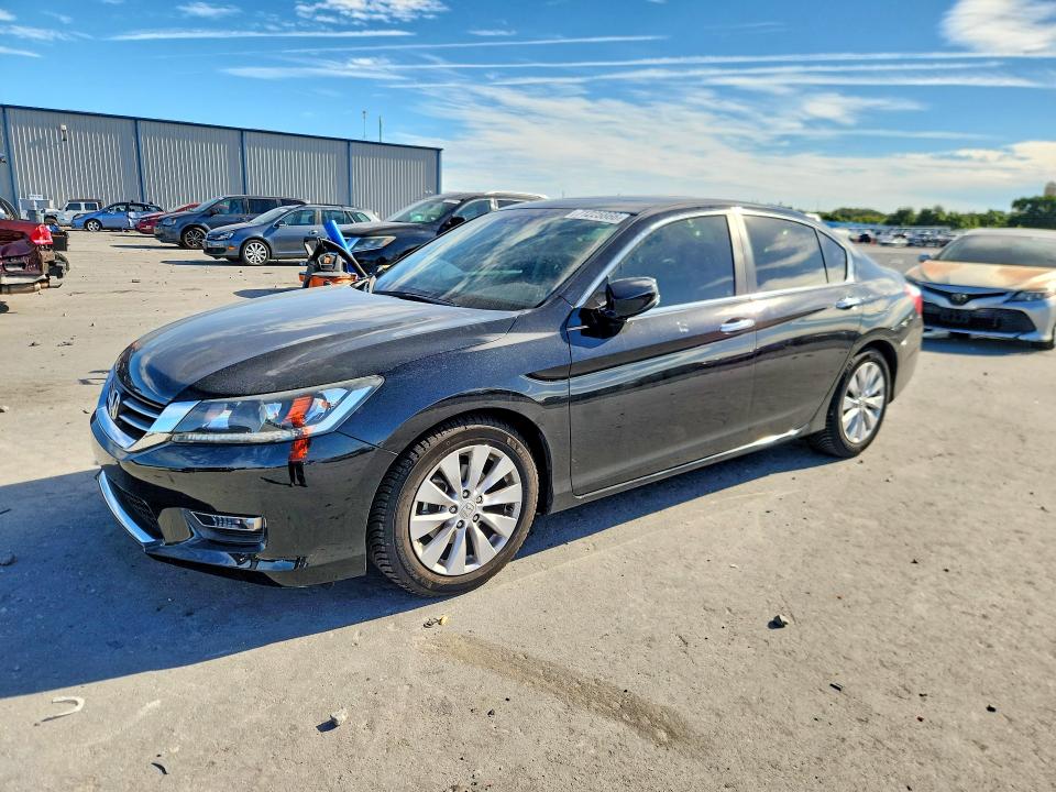 2013 Honda Accord მანქანა იყიდება აუქციონზე, vin: 1HGCR2F89DA213462, აუქციონის ნომერი: 71225866