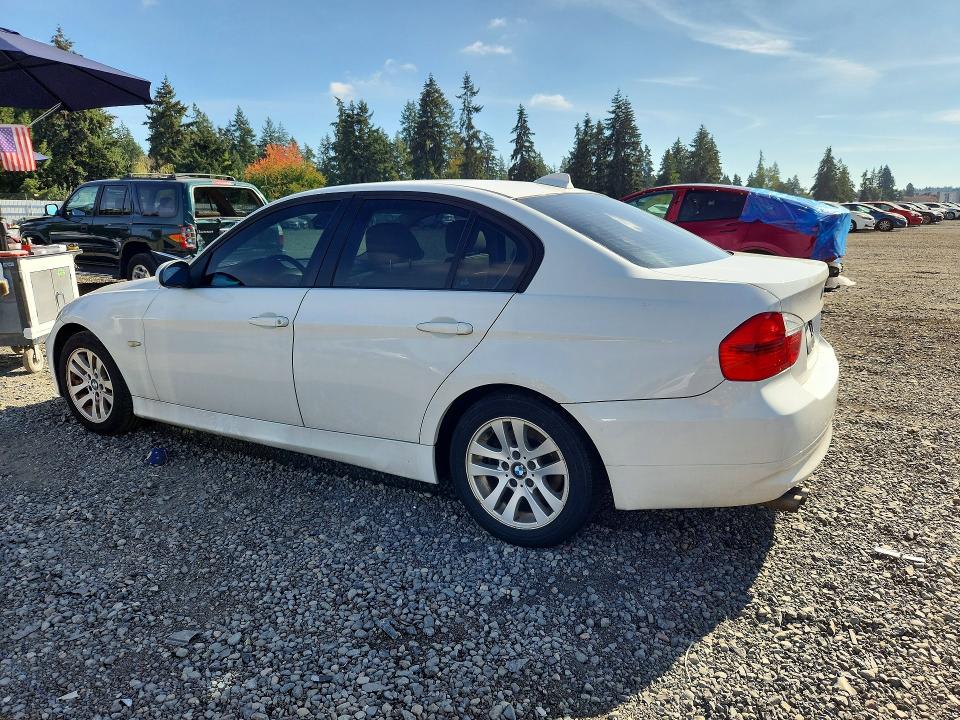 Продажа на аукционе авто 2007 Bmw 328, vin: WBAVA37577NE27436, номер лота: 71859366