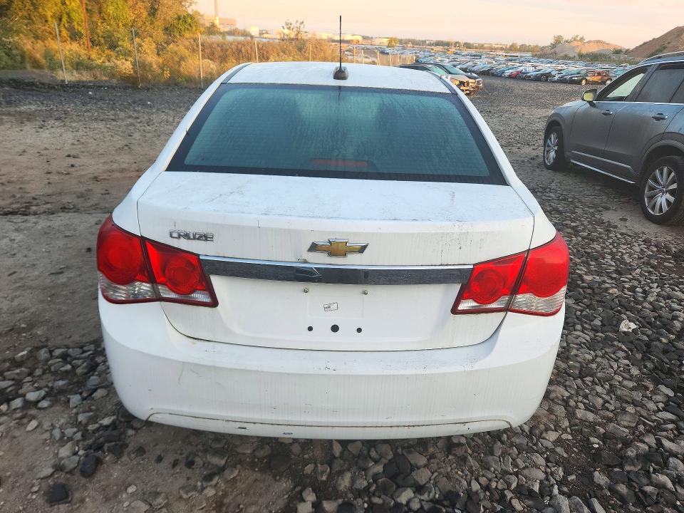 72180056 :رقم المزاد ، 1G1PA5SGXF7281865 vin ، 2015 Chevrolet Cruze مزاد بيع