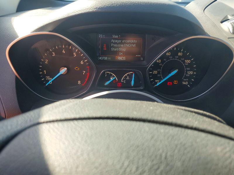 72402826 :رقم المزاد ، 1FMCU0GD7KUA06217 vin ، 2019 Ford Escape مزاد بيع