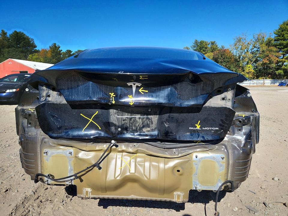 Продажа на аукционе авто 2018 Tesla Model 3, vin: 5YJ3E1EB7JF144467, номер лота: 70310966