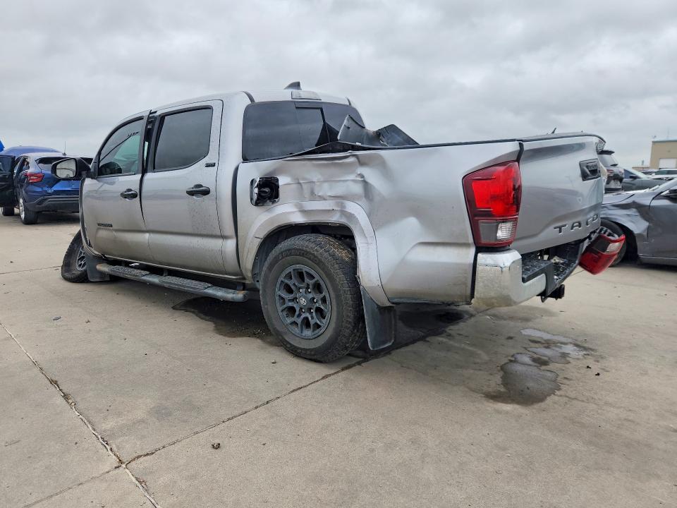 71238146 :رقم المزاد ، 5TFAZ5CN8MX103999 vin ، 2021 Toyota Tacoma مزاد بيع