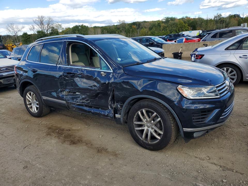 Aukcja sprzedaży 2016 Volkswagen Touareg, vin: WVGEP9BP7GD006523, numer aukcji: 70159296