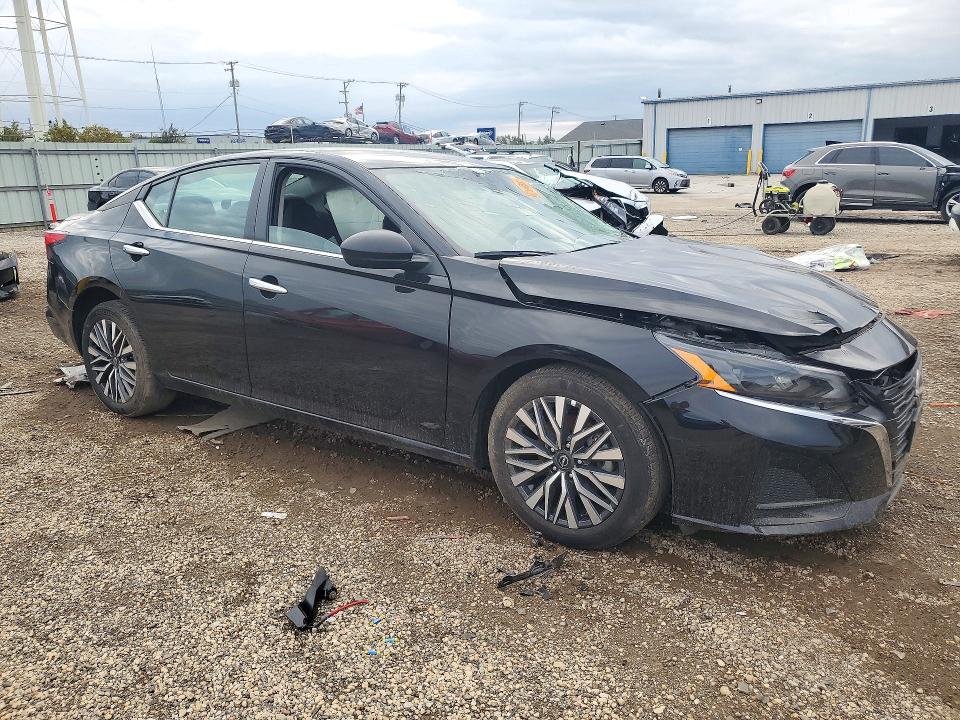 Продажа на аукционе авто 2025 Nissan Altima, vin: 1N4BL4DV2SN370309, номер лота: 72138256