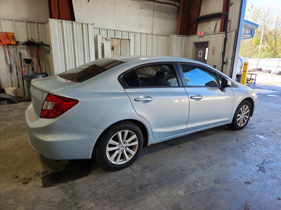 2012 Honda Civic მანქანა იყიდება აუქციონზე, vin: 19XFB2F89CE355127, აუქციონის ნომერი: 71751416