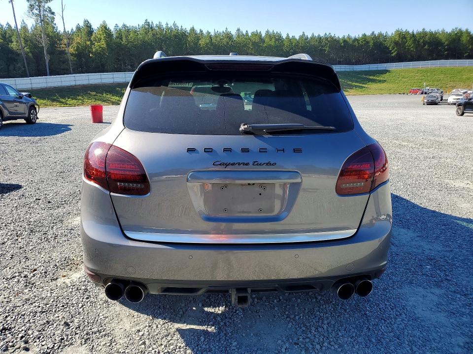 Aukcja sprzedaży 2011 Porsche Cayenne, vin: WP1AC2A2XBLA87106, numer aukcji: 71595226