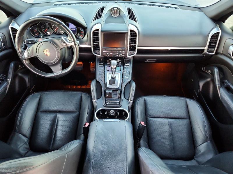 71841176 :رقم المزاد ، WP1AF2A27ELA40952 vin ، 2014 Porsche Cayenne مزاد بيع