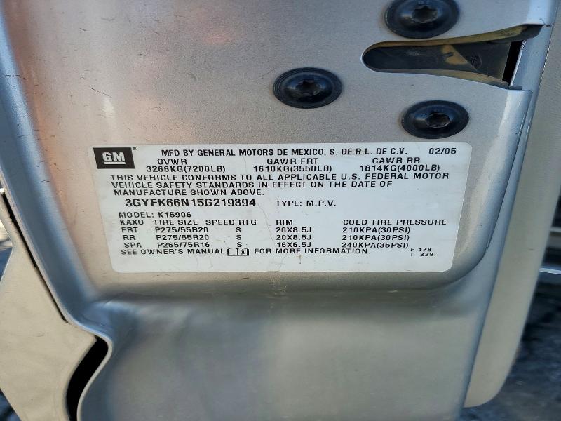 2005 Cadillac Escalade მანქანა იყიდება აუქციონზე, vin: 3GYFK66N15G219394, აუქციონის ნომერი: 72451156