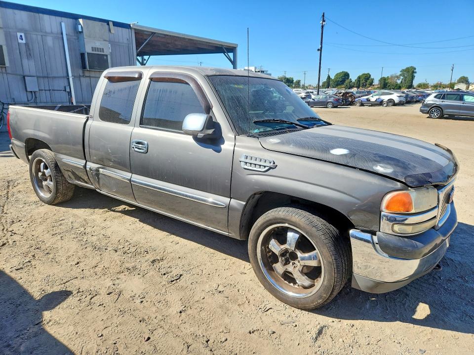 71852986 :رقم المزاد ، 2GTEC19V011122865 vin ، 2001 Gmc New Sierra مزاد بيع