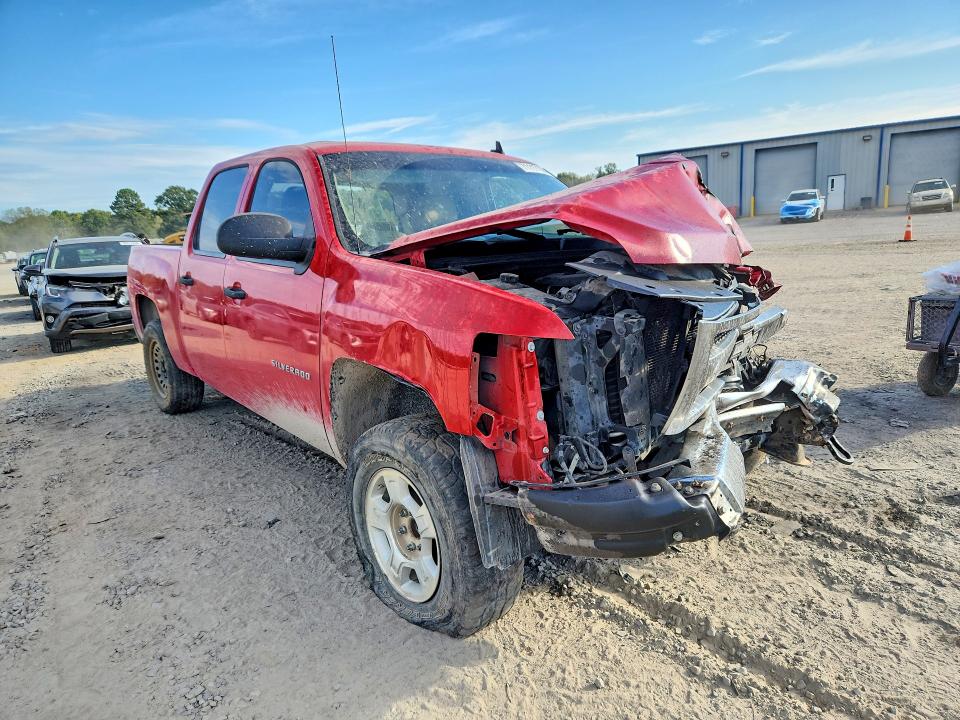 Продажа на аукционе авто 2011 Chevrolet Silverado, vin: 3GCPCSE03BG318235, номер лота: 71117166