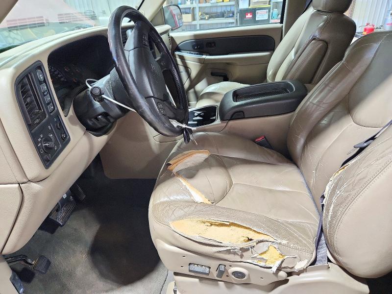 72045786 :رقم المزاد ، 3GNEK12T24G142419 vin ، 2004 Chevrolet Avalanche مزاد بيع