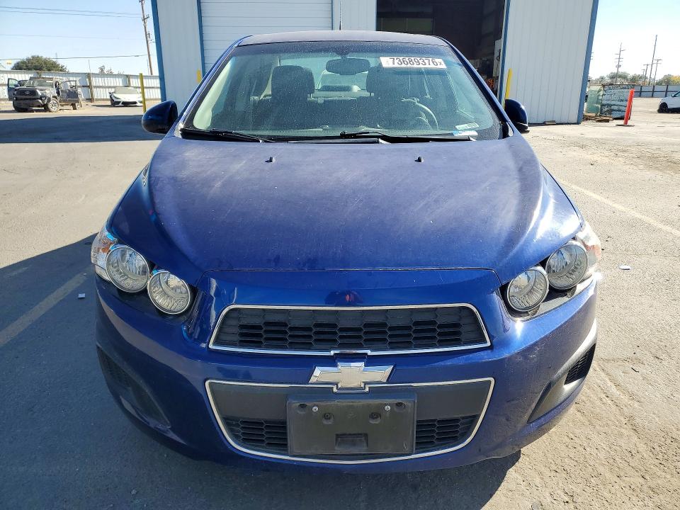73689376 :رقم المزاد ، 1G1JC5SH8E4153858 vin ، 2014 Chevrolet Sonic مزاد بيع