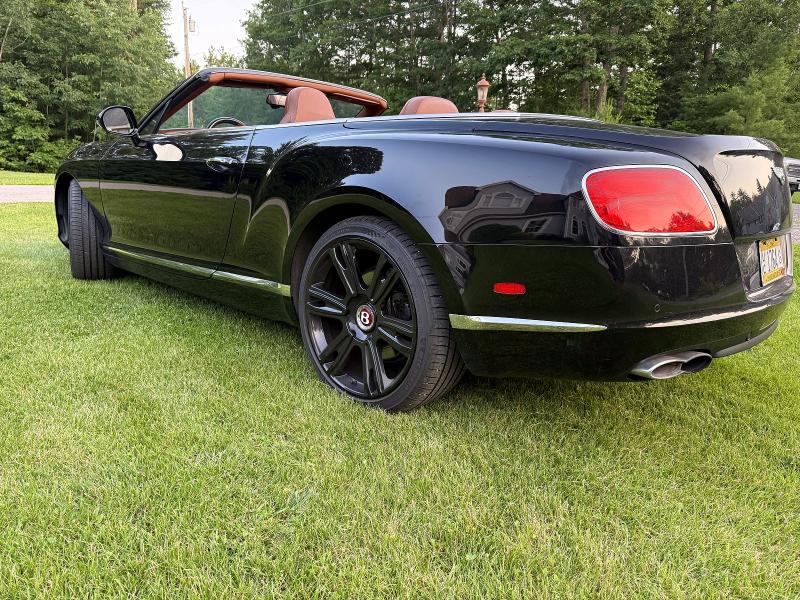 2013 Bentley Continental მანქანა იყიდება აუქციონზე, vin: SCBGT3ZAXDC085293, აუქციონის ნომერი: 73070056