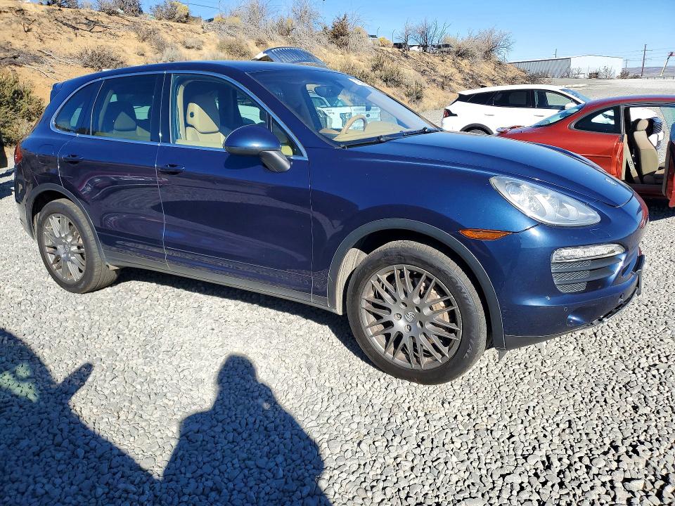2013 Porsche Cayenne მანქანა იყიდება აუქციონზე, vin: WP1AB2A2XDLA81652, აუქციონის ნომერი: 71893636