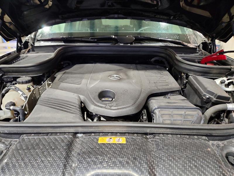 71617376 :رقم المزاد ، 4JGFF5KE3MA440272 vin ، 2021 Mercedes-benz Gls مزاد بيع