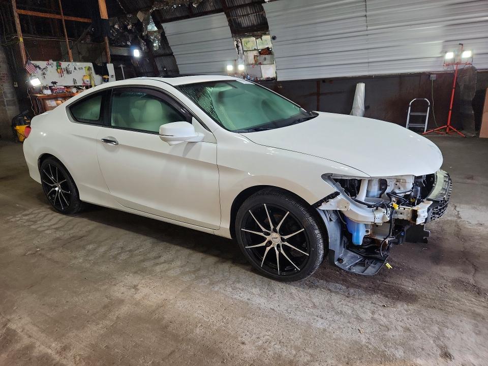 2016 Honda Accord მანქანა იყიდება აუქციონზე, vin: 1HGCT2B80GA000816, აუქციონის ნომერი: 70602686