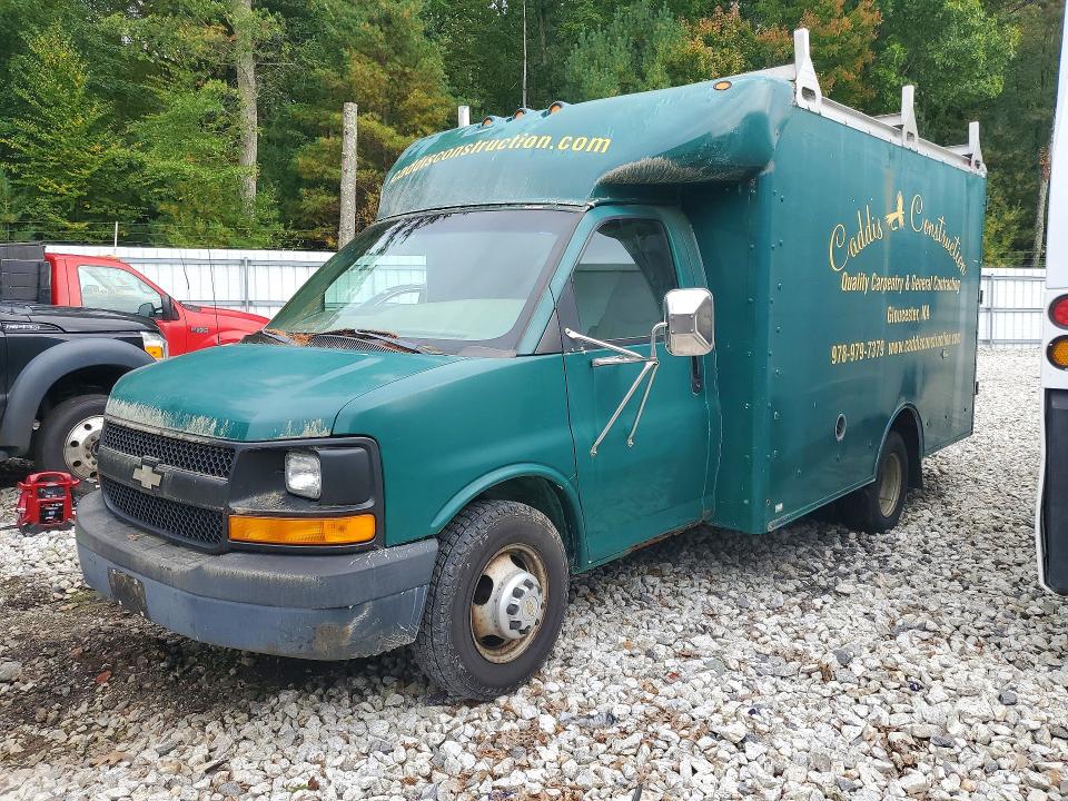Auction sale of the 2003 Chevrolet Express, vin: 1GBJG31UX31232935, lot number: 69908746