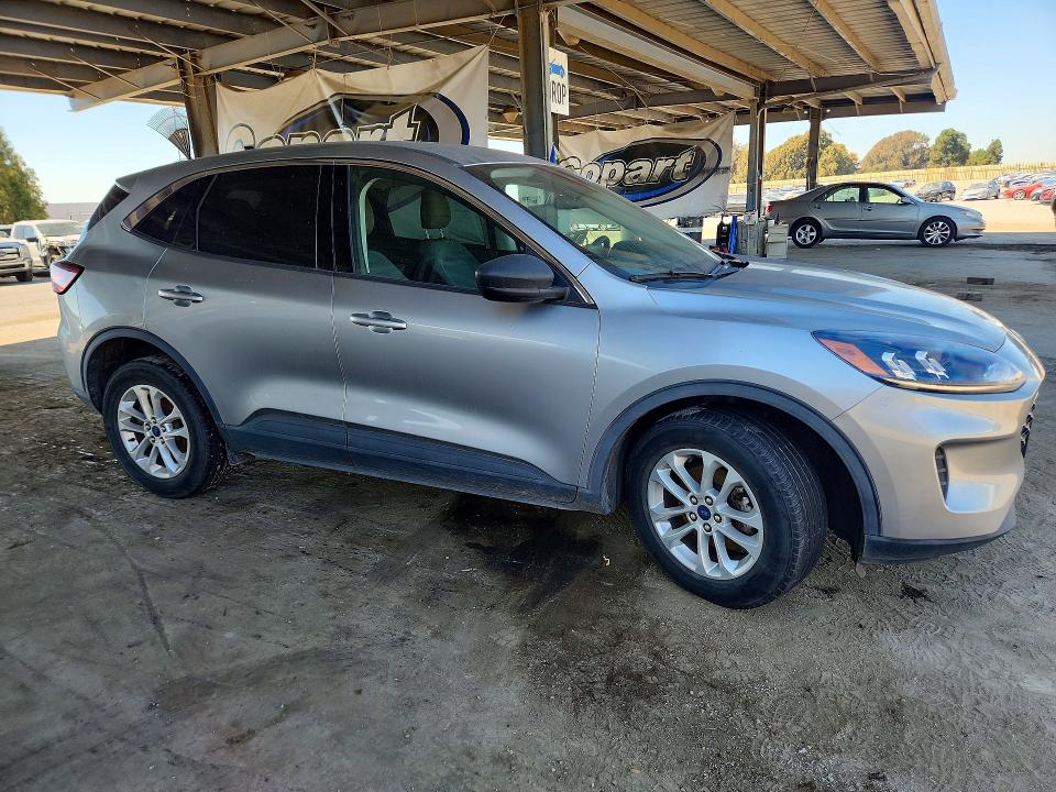 71926616 :رقم المزاد ، 1FMCU9G69NUA83777 vin ، 2022 Ford Escape مزاد بيع
