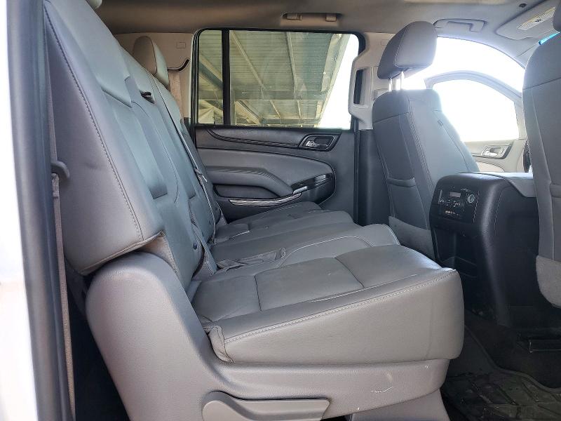 72555836 :رقم المزاد ، 1GNSKHKC0GR182143 vin ، 2016 Chevrolet Suburban مزاد بيع
