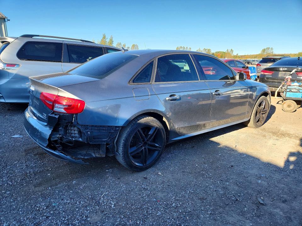 Продажа на аукционе авто 2015 Audi A4, vin: WAUBFCFL9FN028270, номер лота: 71990776