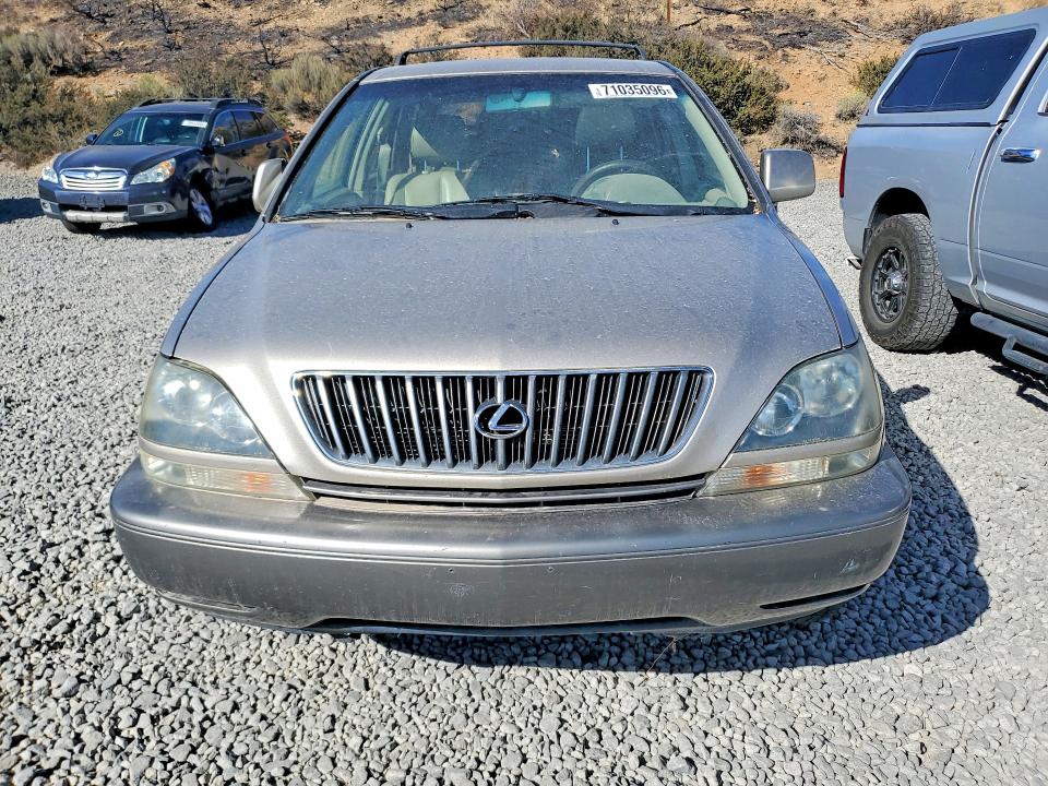 71035096 :رقم المزاد ، JT6HF10UXX0044020 vin ، 1999 Lexus Rx مزاد بيع