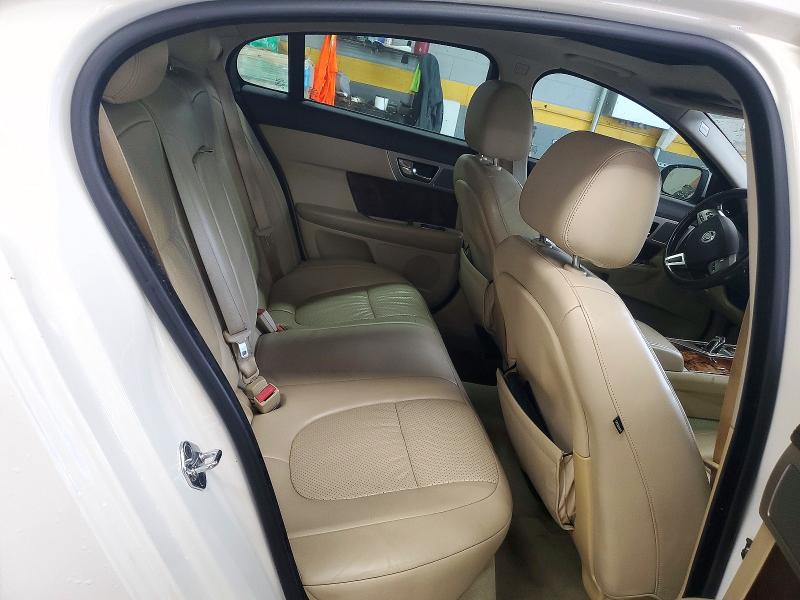 2009 Jaguar Xf მანქანა იყიდება აუქციონზე, vin: SAJWA06BX9HR09184, აუქციონის ნომერი: 72686386