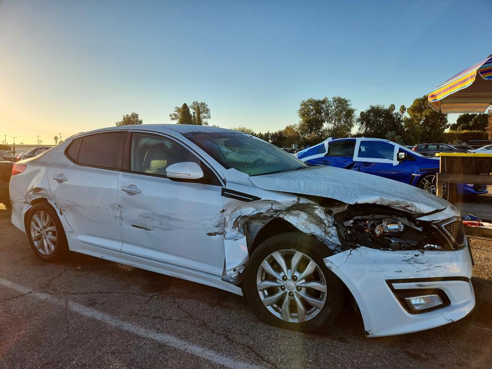 2015 Kia Optima მანქანა იყიდება აუქციონზე, vin: 5XXGN4A79FG475088, აუქციონის ნომერი: 72234926