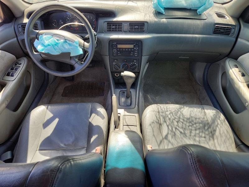 70952326 :رقم المزاد ، 4T1BG22K51U043284 vin ، 2001 Toyota Camry مزاد بيع