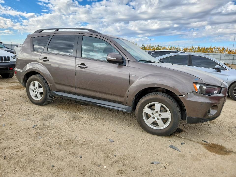 2011 Mitsubishi Outlander მანქანა იყიდება აუქციონზე, vin: JA4JT3AX5BU607915, აუქციონის ნომერი: 71593956