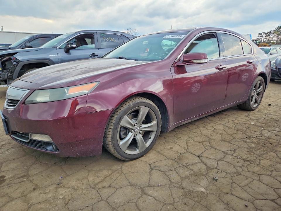 71066986 :رقم المزاد ، 19UUA9F56EA000562 vin ، 2014 Acura Tl مزاد بيع