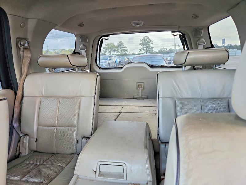 71013076 :رقم المزاد ، 5LMFU27597LJ20070 vin ، 2007 Lincoln Navigator مزاد بيع