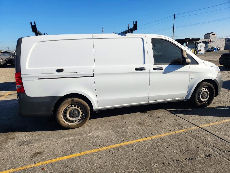 72175486 :رقم المزاد ، W1YV0BEY7L3754074 vin ، 2020 Mercedes-benz Metris مزاد بيع