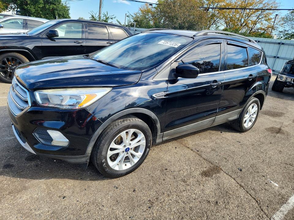 Продаж на аукціоні авто 2018 Ford Escape, vin: 1FMCU9GD1JUB29370, номер лоту: 72571326