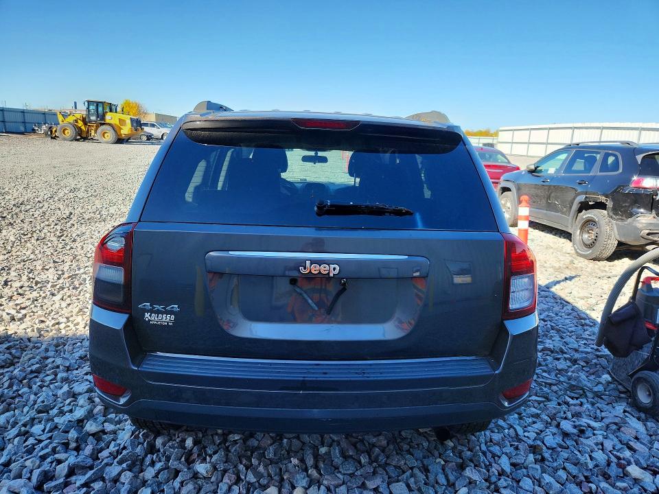 Auction sale of the 2015 Jeep Compass, vin: 1C4NJDBB1FD239101, lot number: 71993176