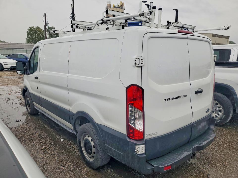 Продажа на аукционе авто 2017 Ford Transit, vin: 1FTYR1ZM4HKA90595, номер лота: 69583136