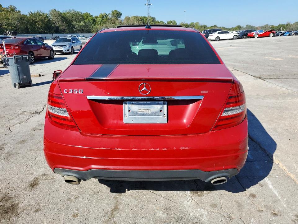Продажа на аукционе авто 2013 Mercedes-benz C, vin: WDDGF5HB0DA863595, номер лота: 72180106