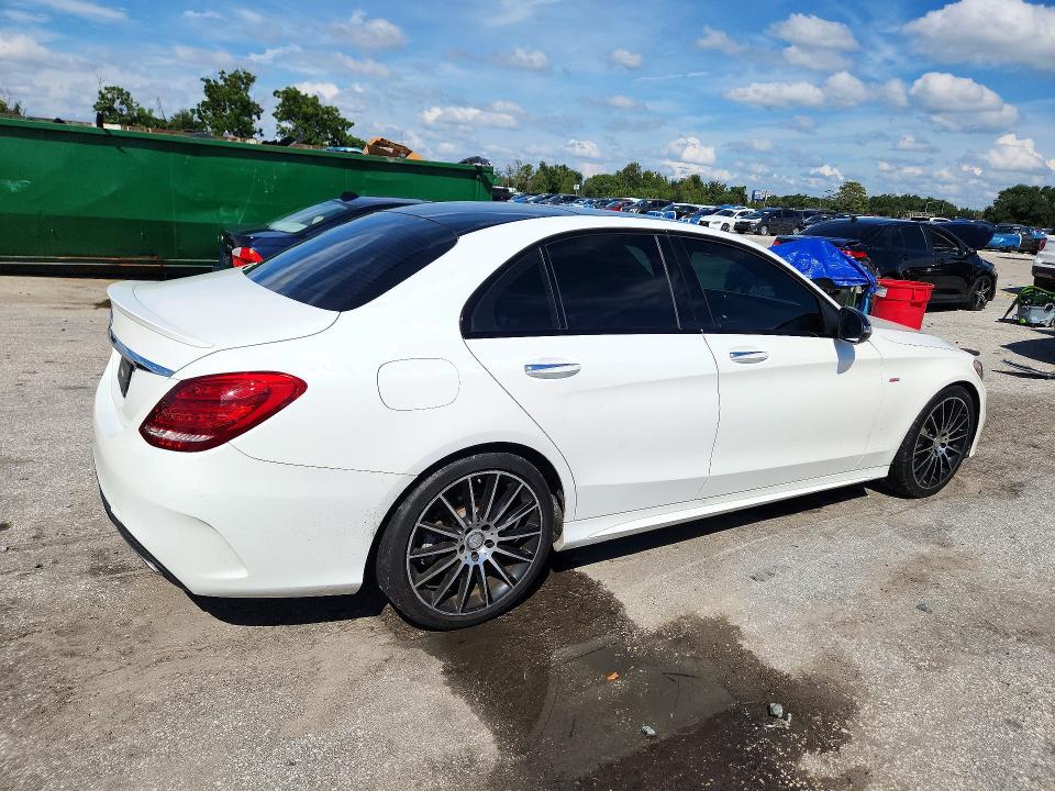 72113976 :رقم المزاد ، 55SWF4JB2HU198656 vin ، 2017 Mercedes-benz C مزاد بيع