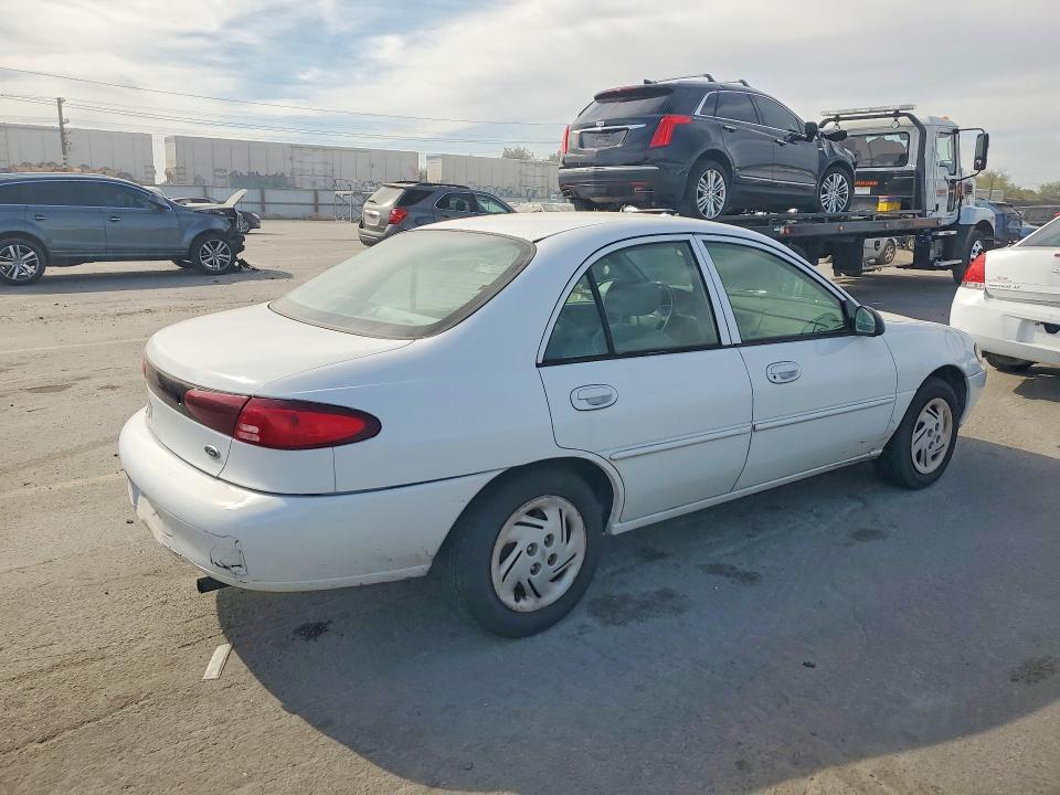 2001 Ford Escort მანქანა იყიდება აუქციონზე, vin: 3FAFP13P11R221425, აუქციონის ნომერი: 71767026