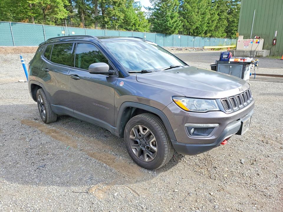 71302186 :رقم المزاد ، 3C4NJDDB2HT659590 vin ، 2017 Jeep Compass مزاد بيع